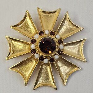 Gold Tone Starburst Brooch Amber Color Milk Glass Rhinestone Unmarked Pin